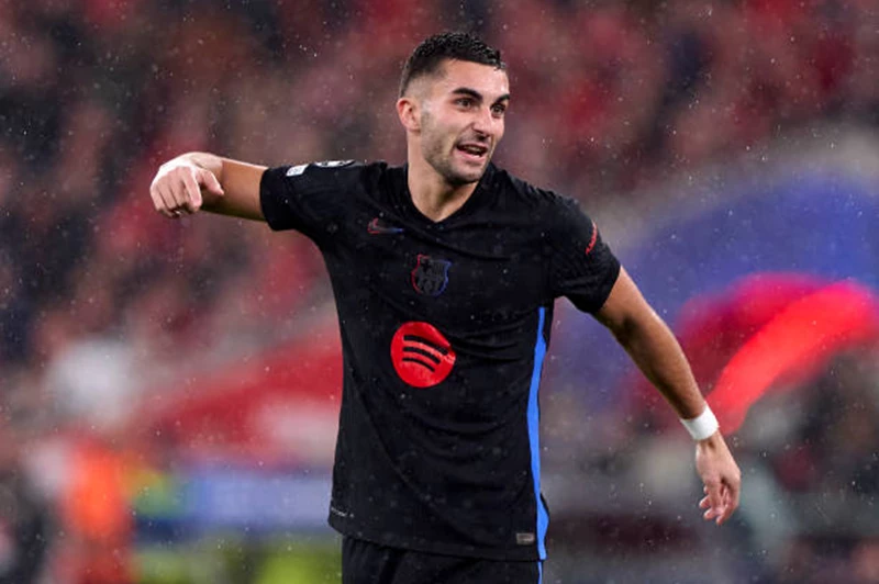 تقارير: فيران توريس يرفض عرضا مغريا من الدوري السعودي